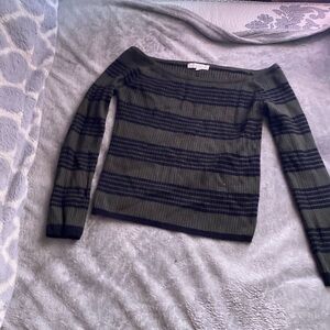 Green and black stripped long sleeve shirt
